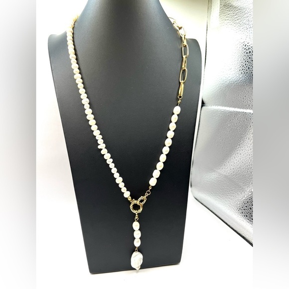 Pearl and Paperclip Chain Necklace Double Señorita Clasp GoldTone Long Lariat - Picture 8 of 15